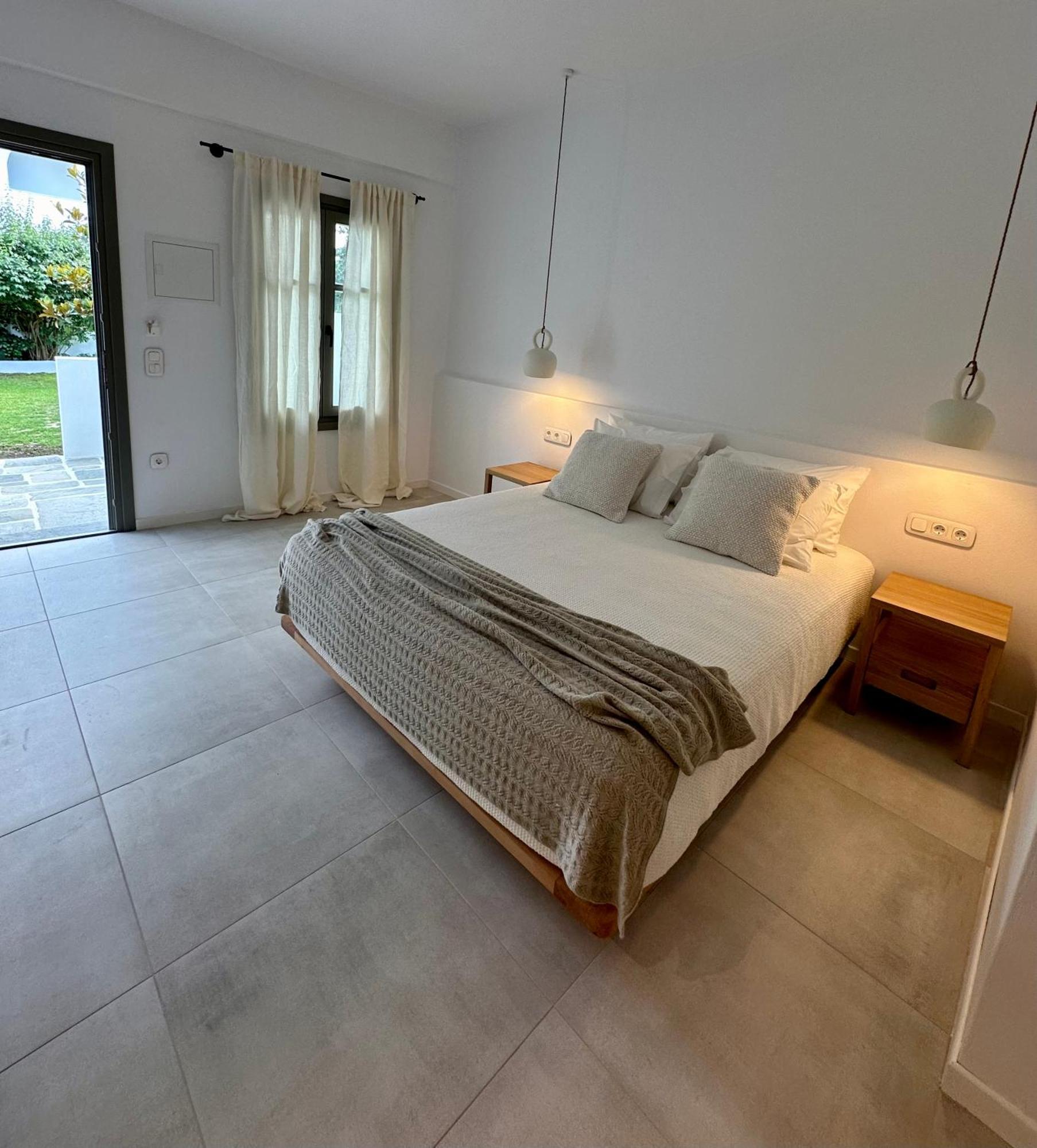 Paris Studios & Apartment Agia Paraskevi  Extérieur photo
