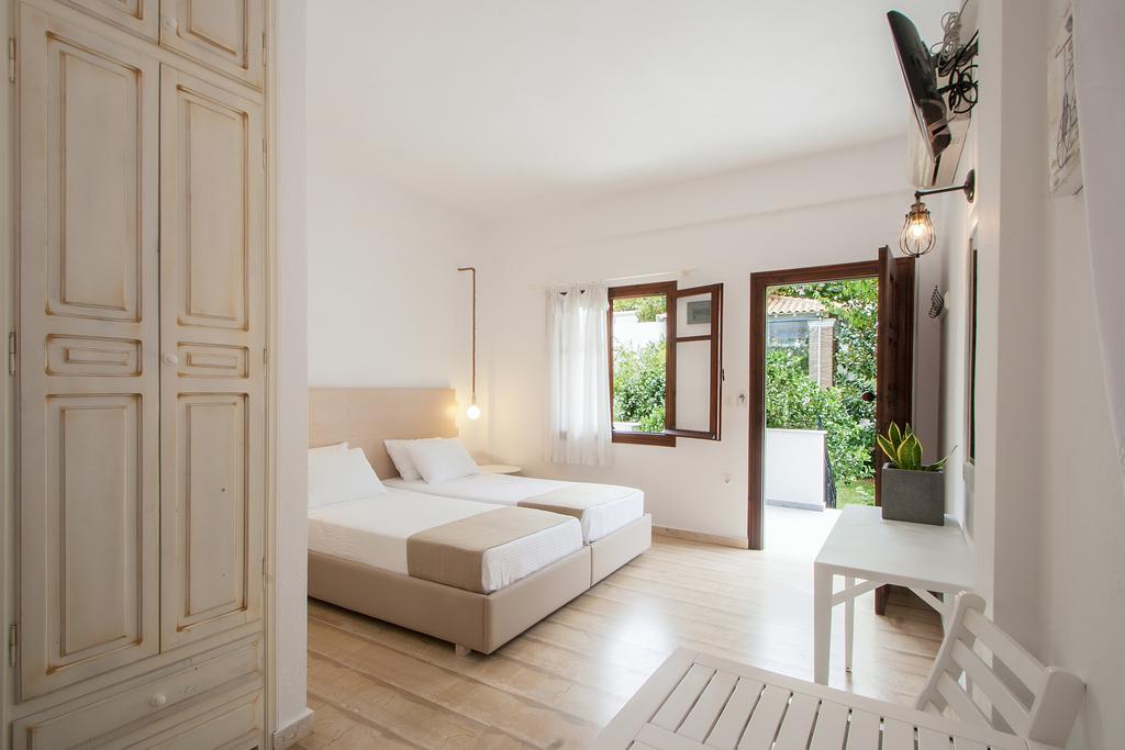 Paris Studios & Apartment Agia Paraskevi  Extérieur photo