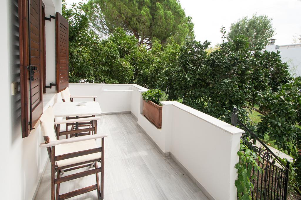 Paris Studios & Apartment Agia Paraskevi  Extérieur photo