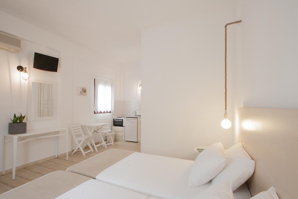 Paris Studios & Apartment Agia Paraskevi  Extérieur photo